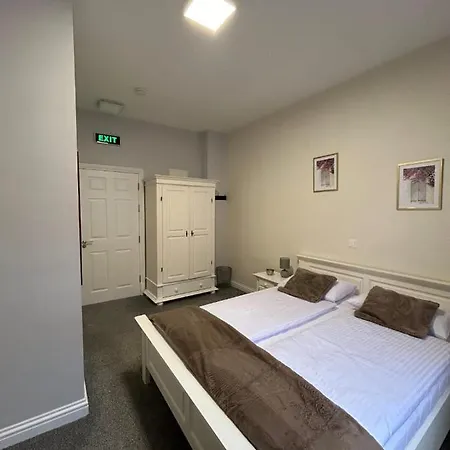 Sia *